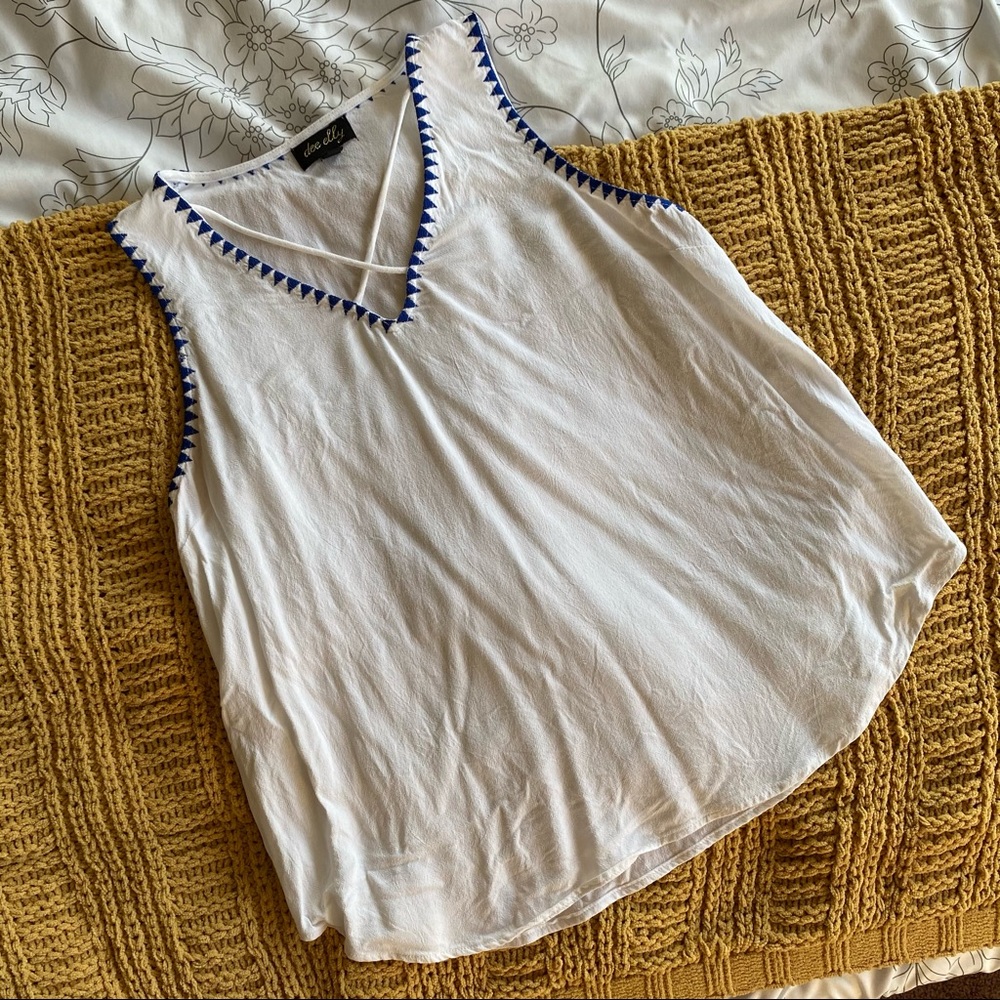 White tank with embroidered collar